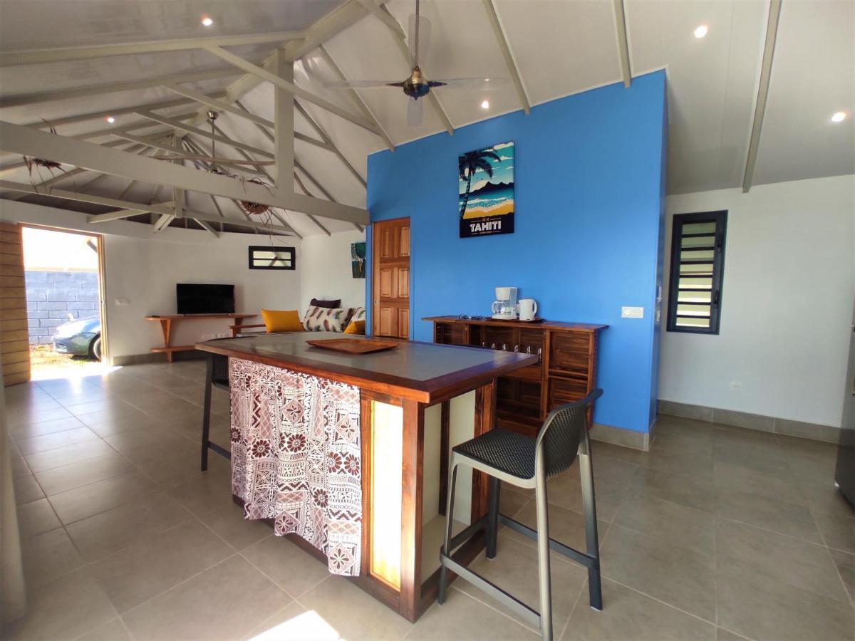 TAHITI - Taharaa Beach Bungalow Arue  Bagian luar foto