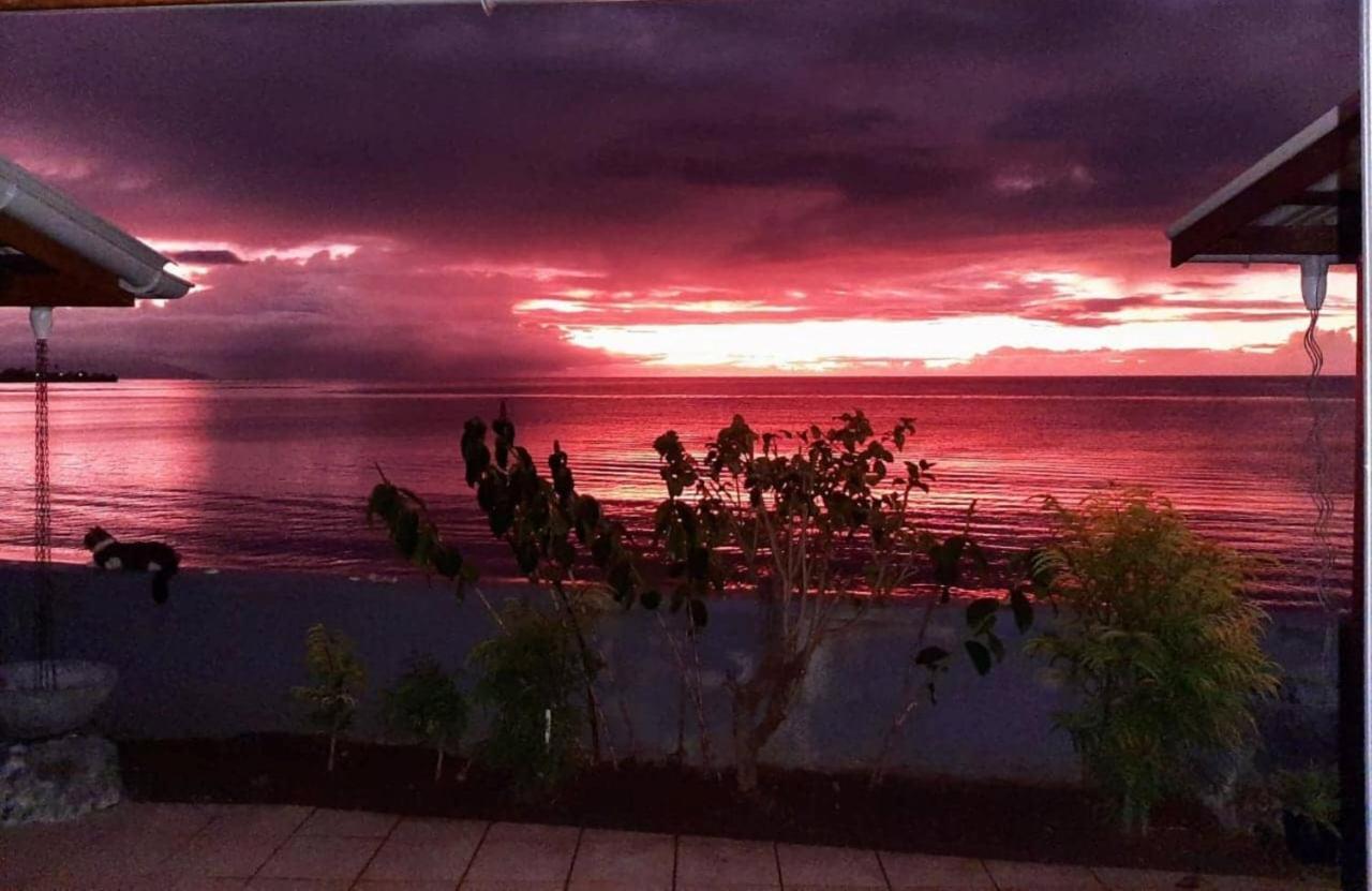 TAHITI - Taharaa Beach Bungalow Arue  Bagian luar foto
